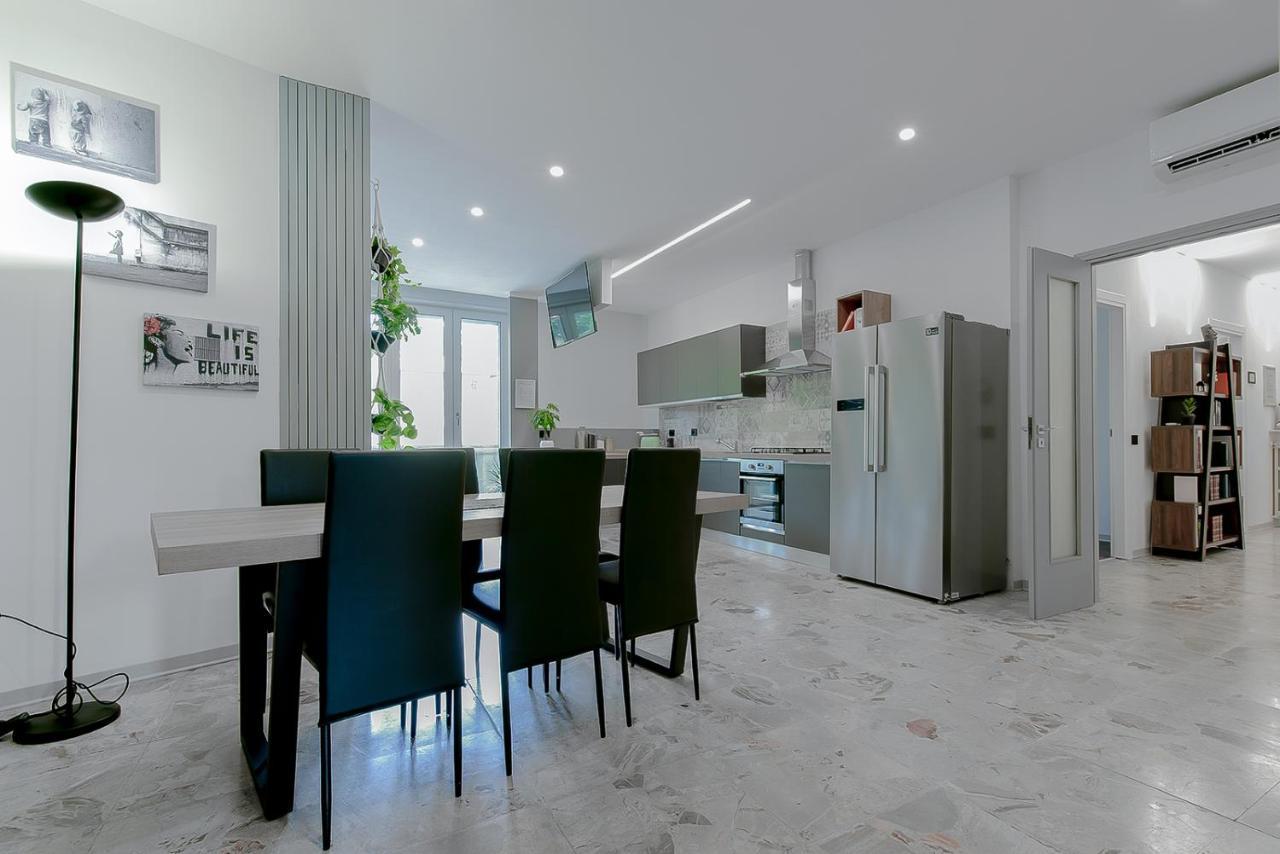 Alle Porte Del Centro - Guest House - Reggio Emilia - Ingresso Centro Storico - Parcheggio Gratuito المظهر الخارجي الصورة